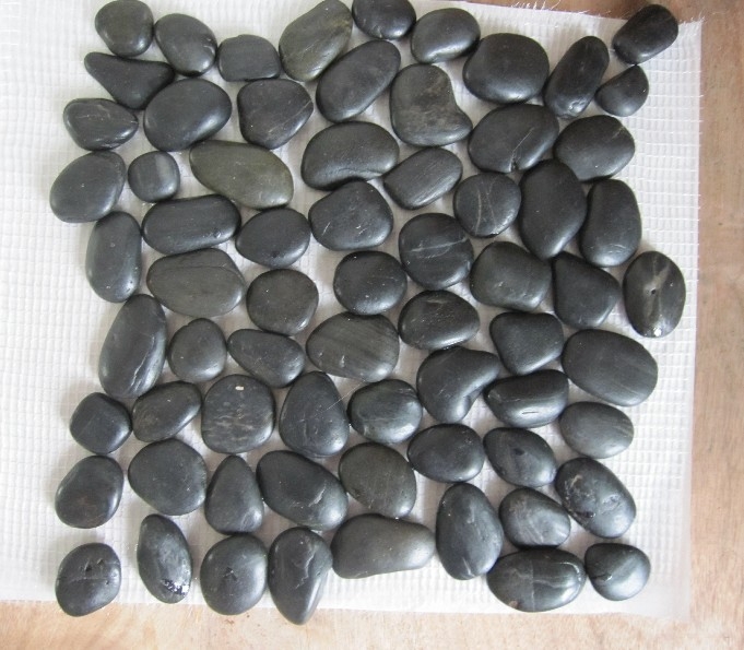 Black pebbles net post--2