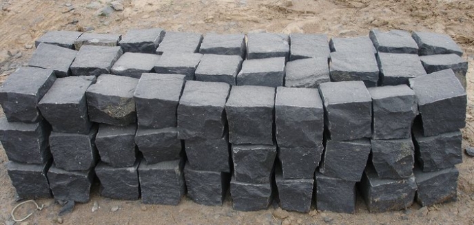 basalt cubes